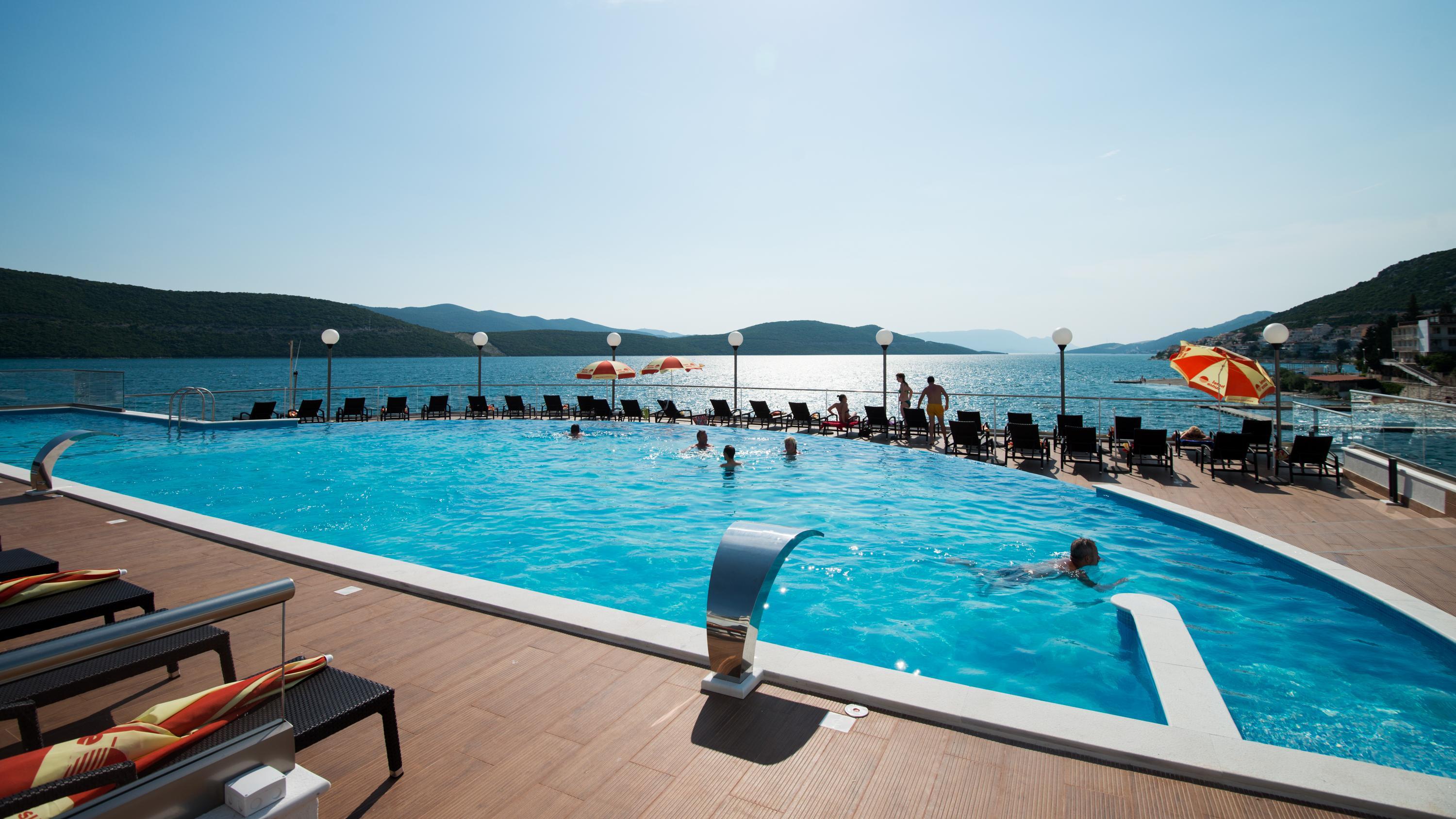 Hotel Sunce เนอุม ภายนอก รูปภาพ