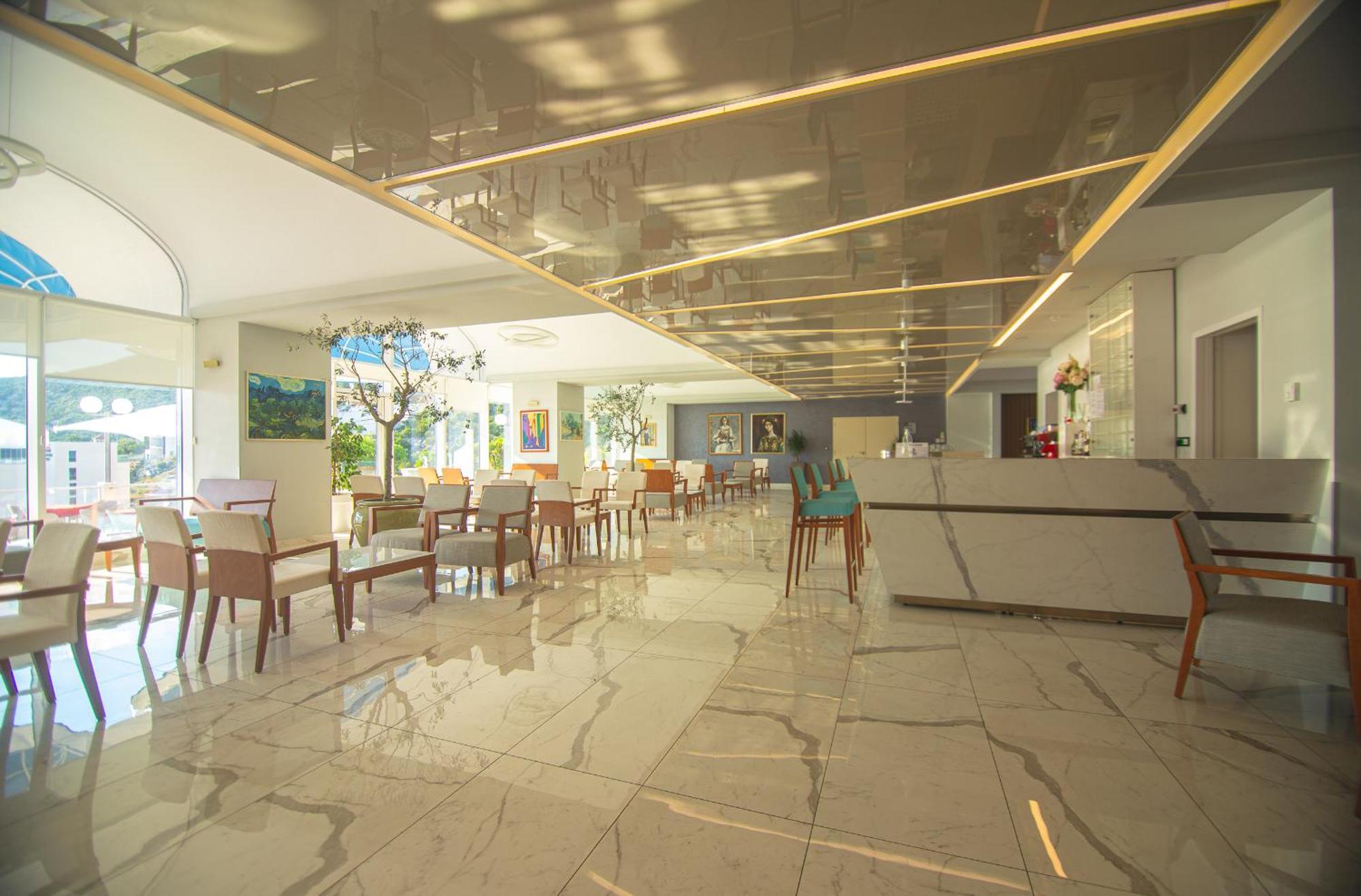 Hotel Sunce เนอุม ภายนอก รูปภาพ